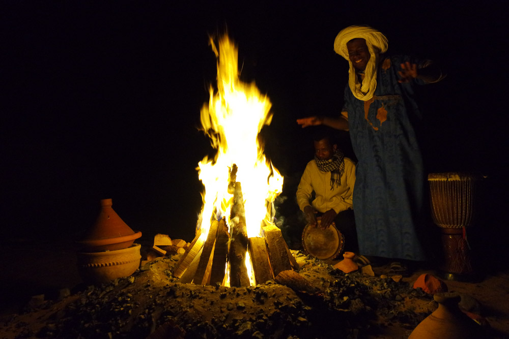Campfire with nomads in Morocco - over-planning your itinerary
