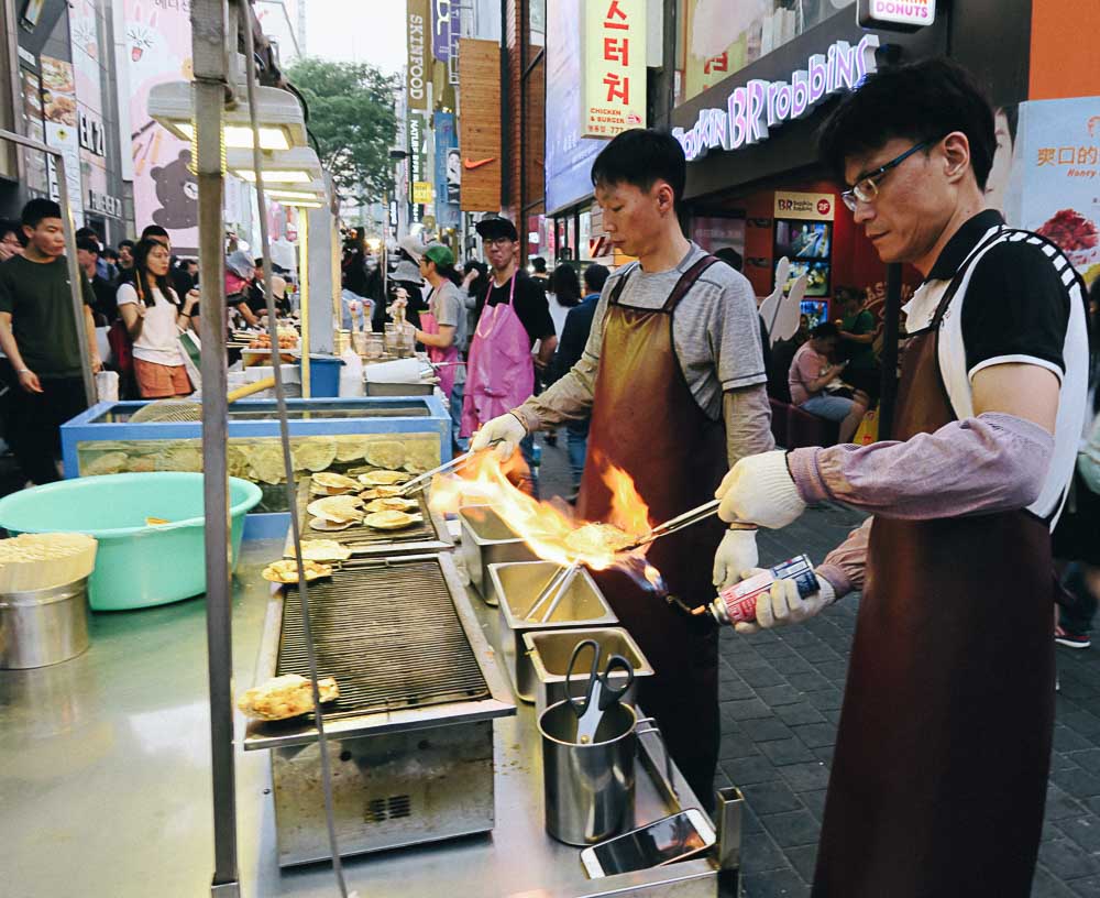 Cheese seared scallops - Food in Seoul