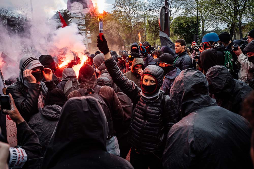 In the heat of a protest - Travel photojournalism