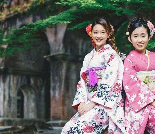 Rachel and Ding Yi at Nanzen-ji - Instagrammable places in Kyoto