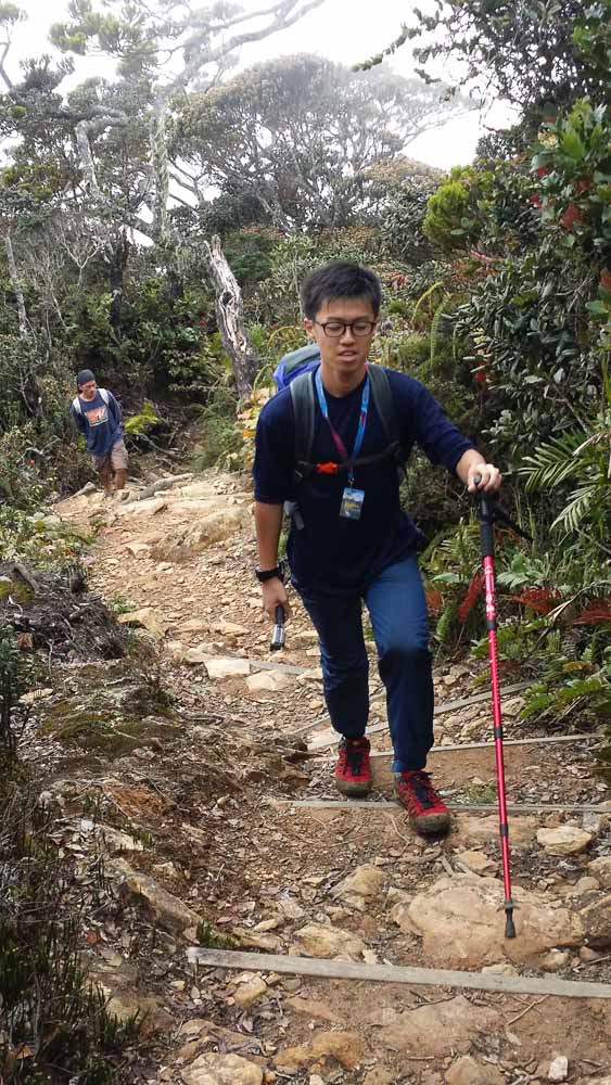 Chong Ming slowly ascending Mount Kinabalu. 