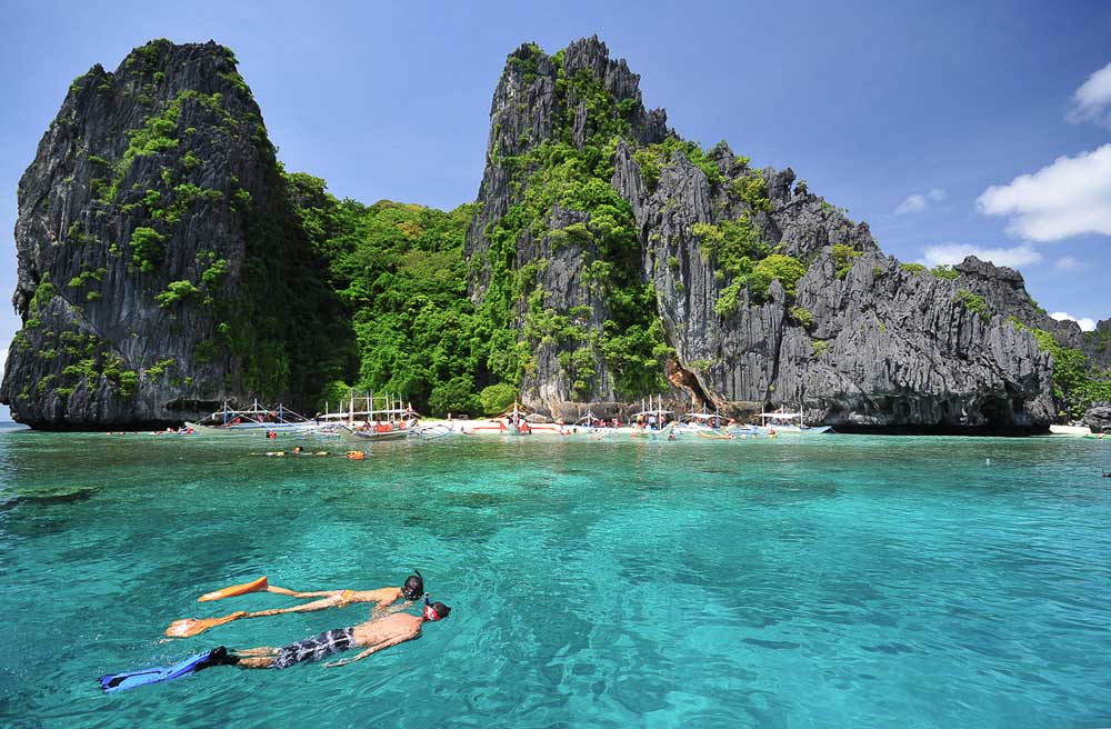 Snorkeling in El Nido - Boracay overrated