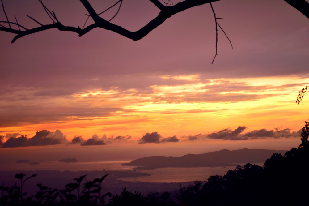 Things to do in Kota Kinabalu: climb Kokol Hill in Kota Kinabalu to enjoy a beautiful sunset and look at the city from above. 