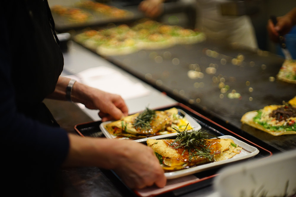 issen yoshoku okonomiyaki - Foods in Osaka and Kyoto