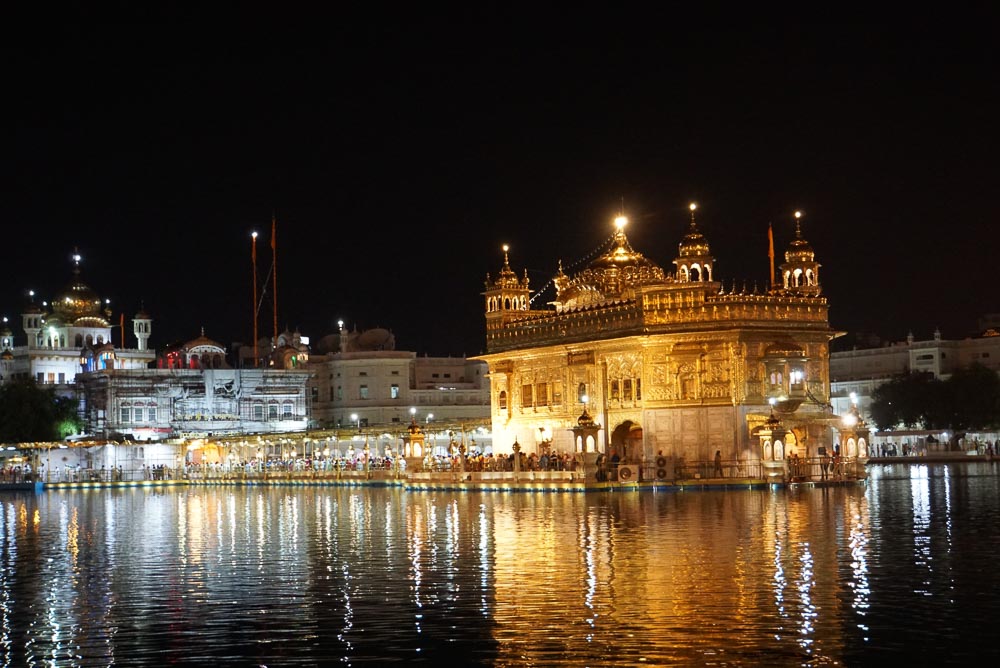 Amritsar-The golden temple at night