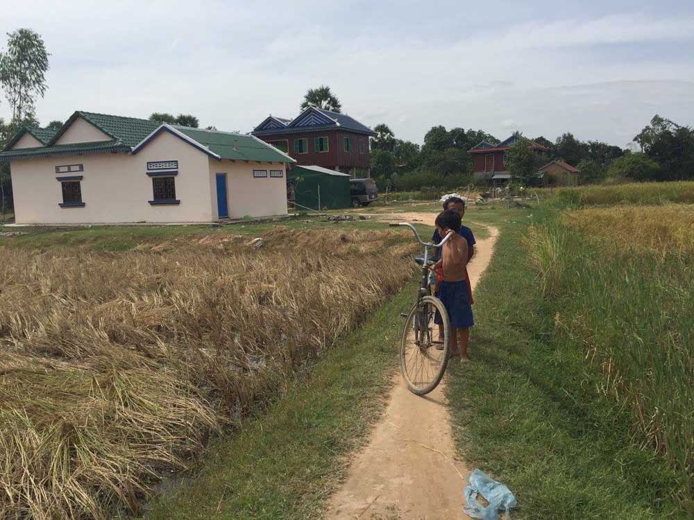 Cycling in Cambodia - Volunteering Abroad