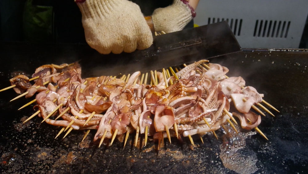 foods you must eat in kaifeng night market henan assorted skewers