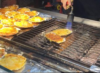 11 Food to Eat in Shilin Night Market, Taiwan food to eat in shilin night market taiwan passion fruit cheese oyster