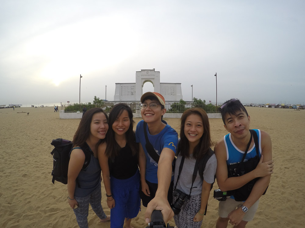 Travel Intern team on Elliot Beach