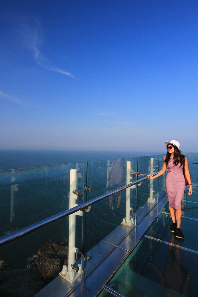 Oryukdo skywalk - Busan