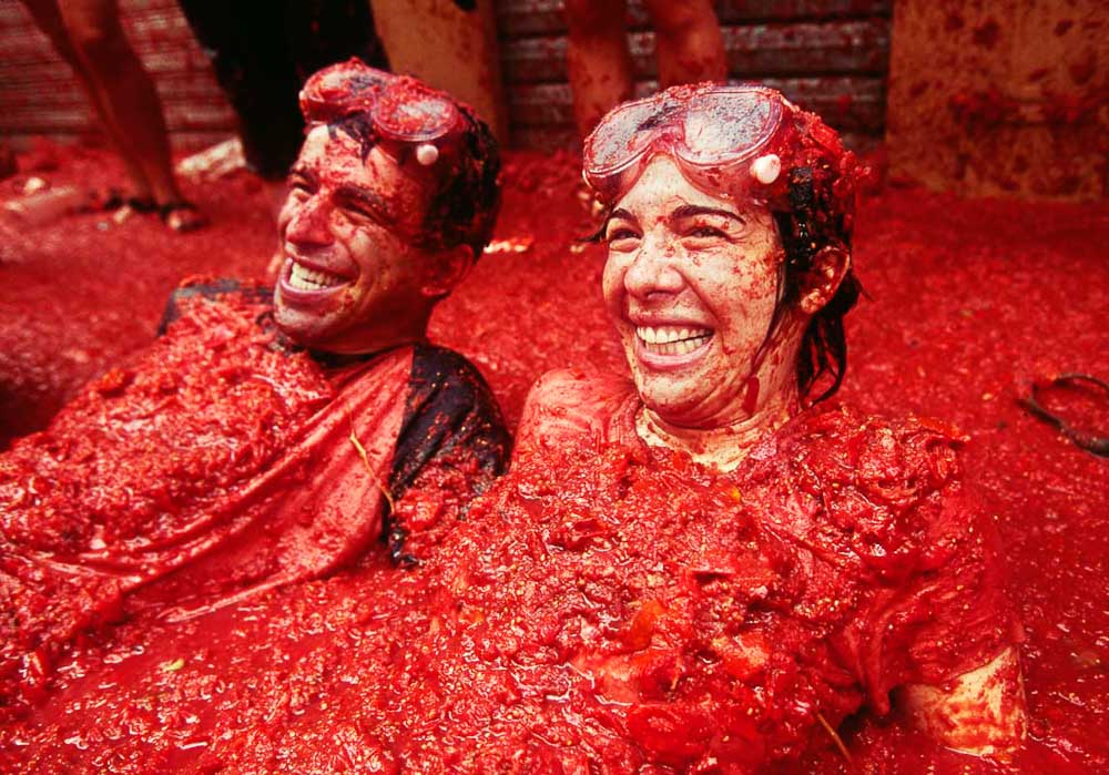 food festivals around the world la tomatina