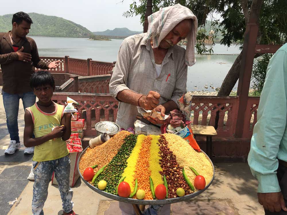 Bhel Puri - Street Food to eat in India