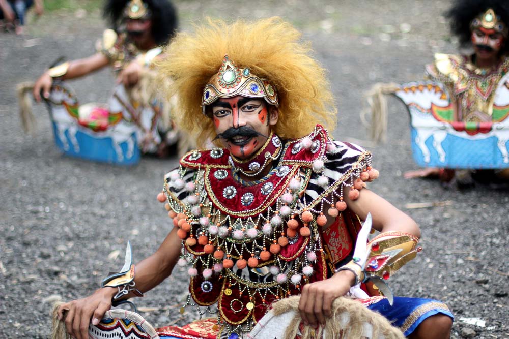 man-in-costume-jathilan-cultural-activities-in-Yogyakarta-3