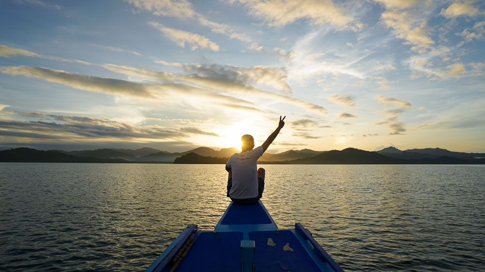 sunrise-cruise-el-nido-tao-philippines-expedition