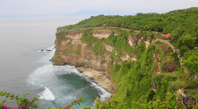 uluwatu-places-to-visit-in-bali-other-than-the-beach