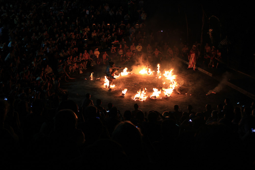 kecak-dance-night-places-to-visit-in-bali-6