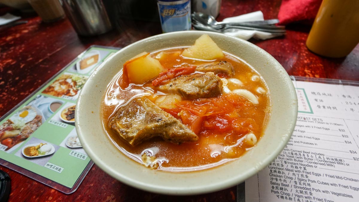 Macaroni with Ham and Potatoes in Tomato Soup in Lan Fong Yuen - hong kong food journey 10