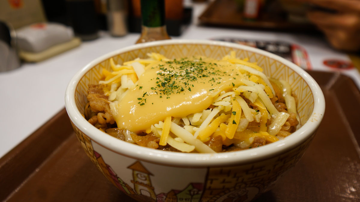 sukiya-3-iconic-food-in-tokyo
