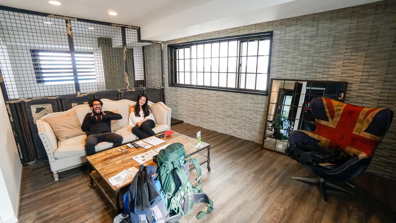 travel-interns-harish-and-rachel-1-3rd-residence-yoyogi