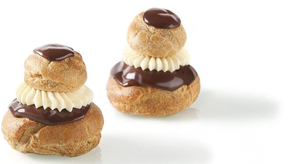 chocolate religieuse - 20 Irresistible Sweet Treats Around The World