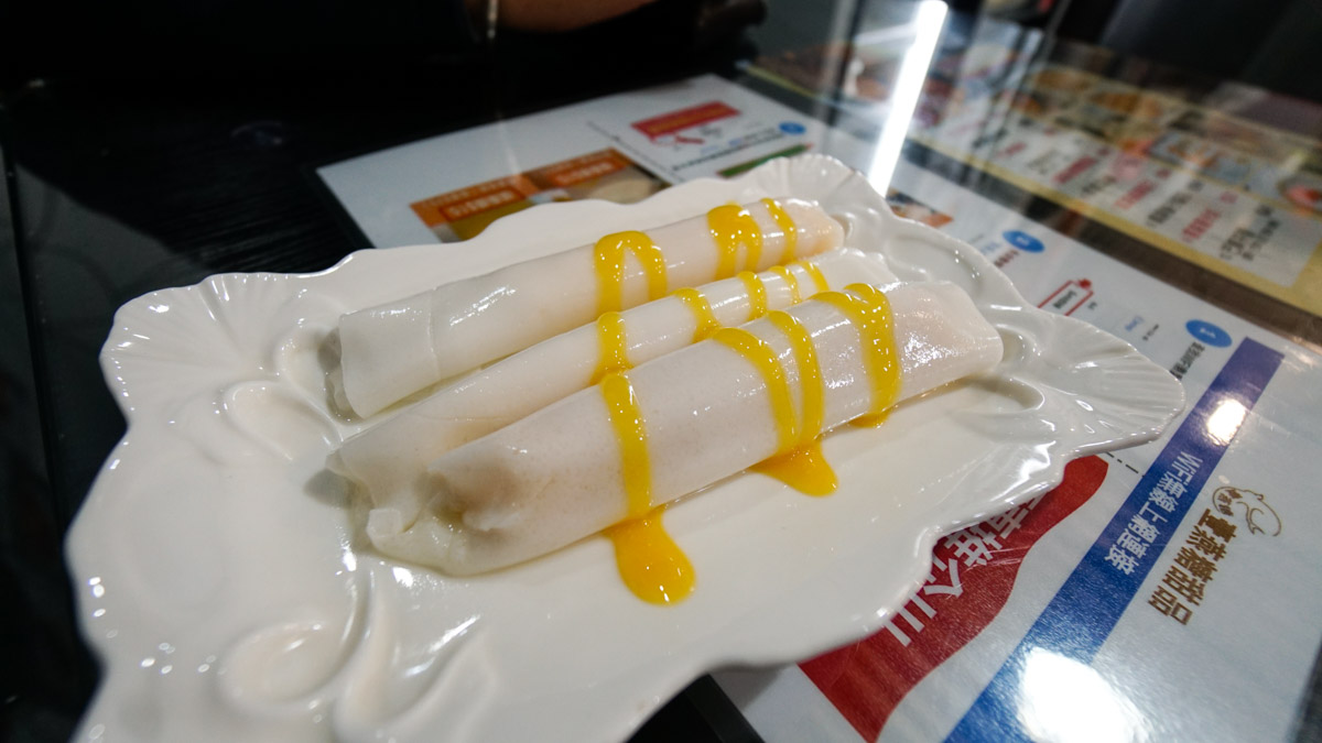 Mango Chang Feng at Yi Yan Tang Tian Pin 壹燕糖甜品 -Macau Guide