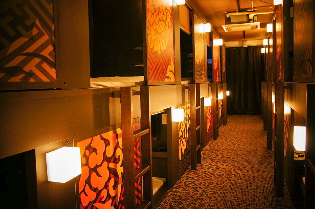 Centurion cabin & spa - ladies only - Capsule hotels
