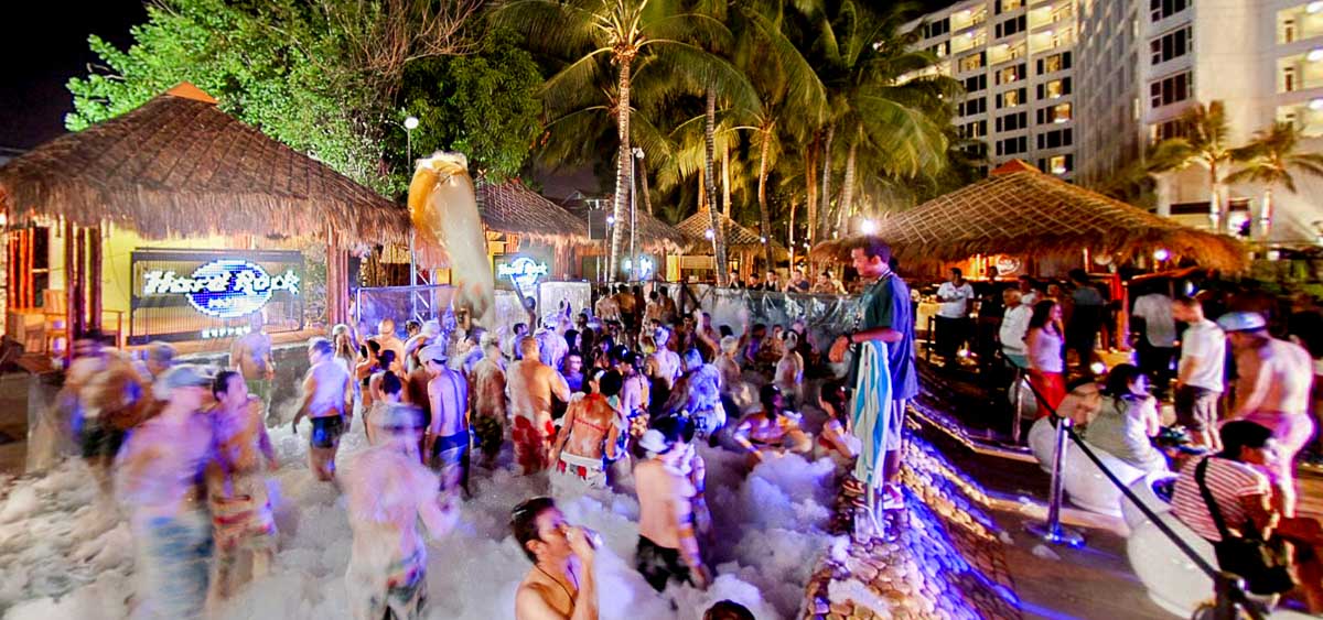 Foam Party - Hard Rock Hotel Pattaya Review