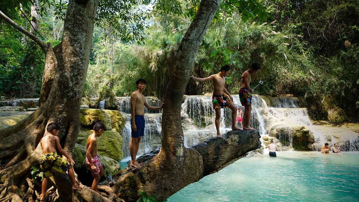 Jumping into Kuang Si - Luang Prabang itinerary