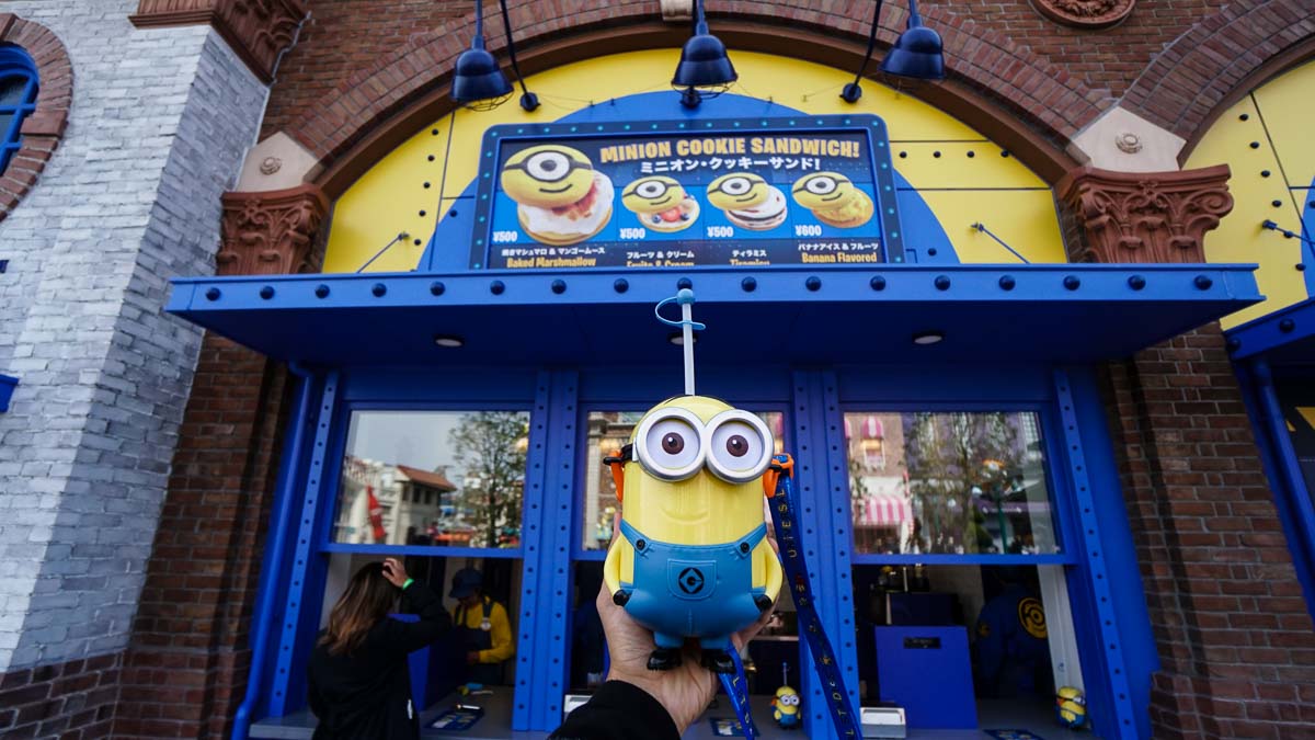 USJ Minion Park Minion Water Bottle - JR Pass Japan Budget Itinerary