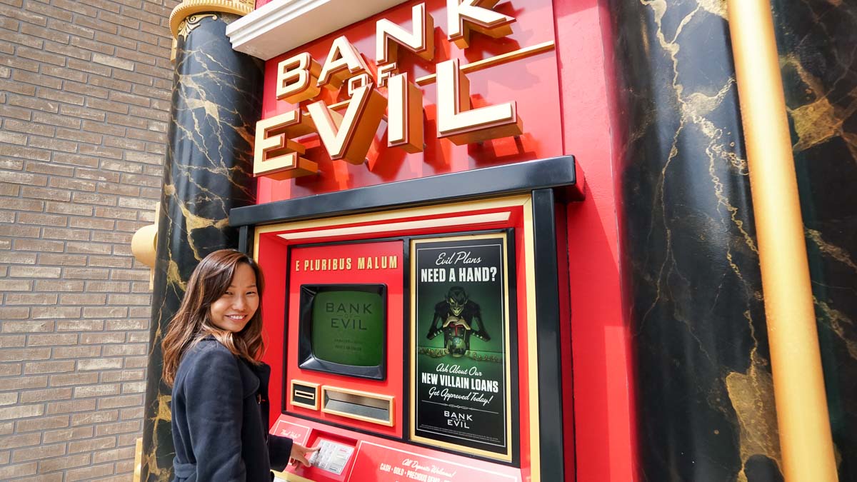 Minion Park Bank of Evil - Osaka USJ Guide-13