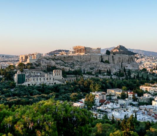 Featured - Greece Budget Itinerary