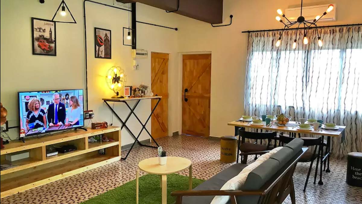 iBook3 Airbnb Living Room in Penang - TTI Ambassadors Boot Camp in Penang