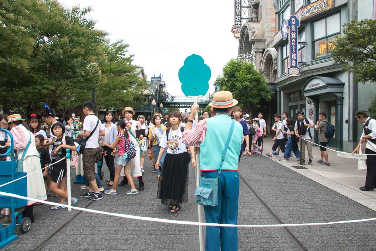 best time to visit disneyland japan