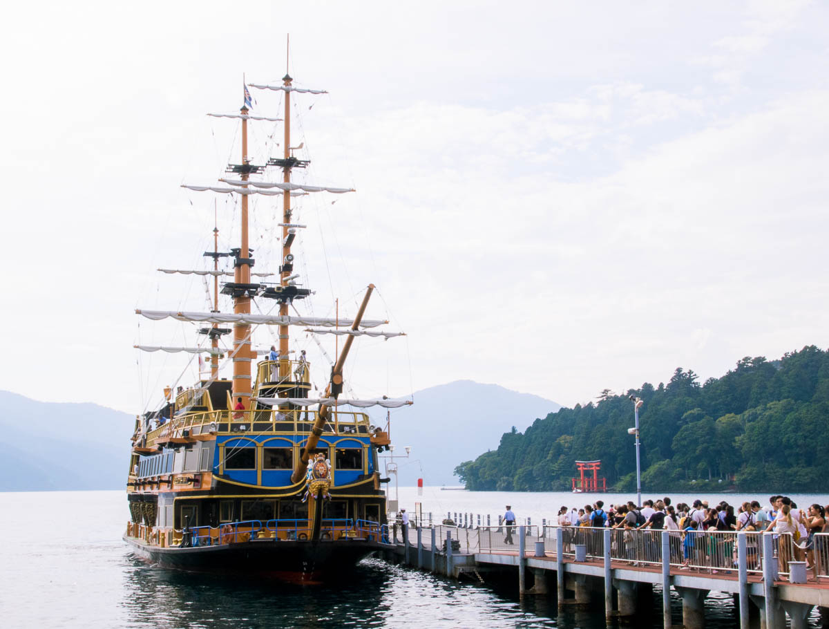 Hakone Lake Ashinoko Ship - JR Pass Japan Budget Guide (Tokyo to Osaka)