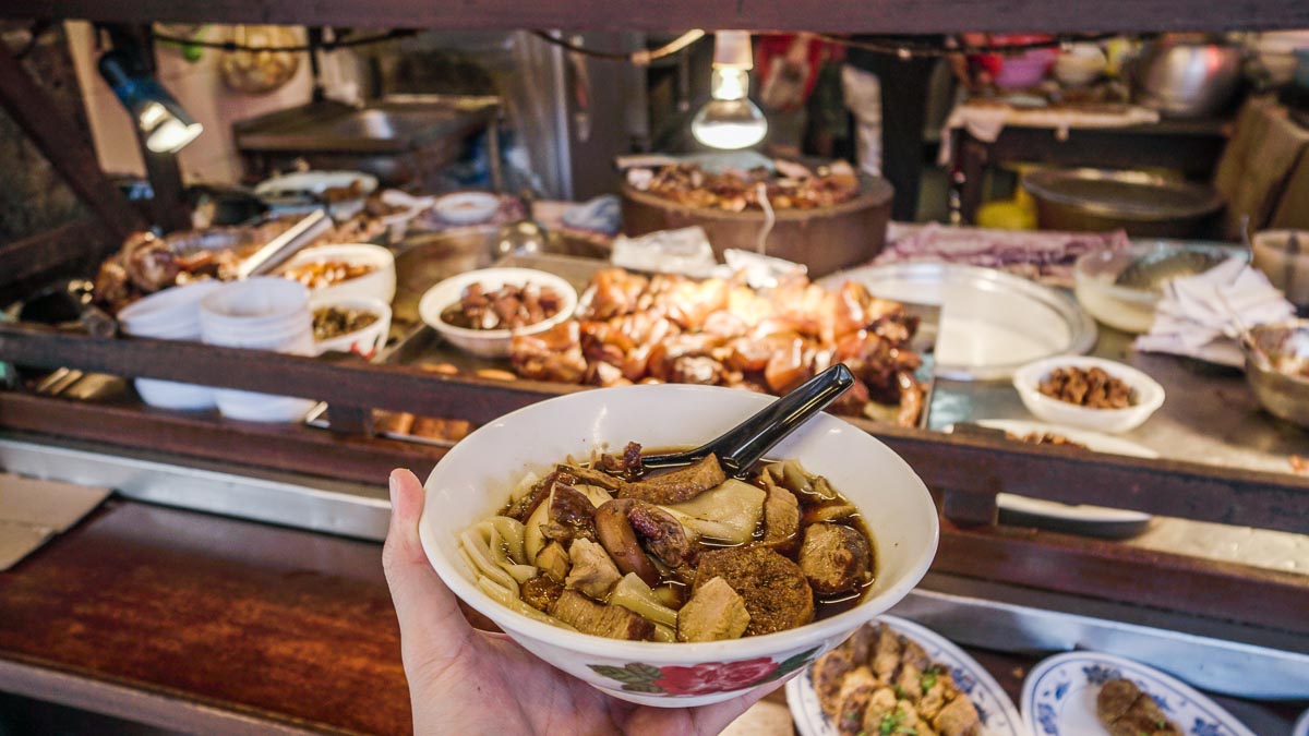 Lau Ya Keng Kway Chap bowl - Things to eat in Kuching