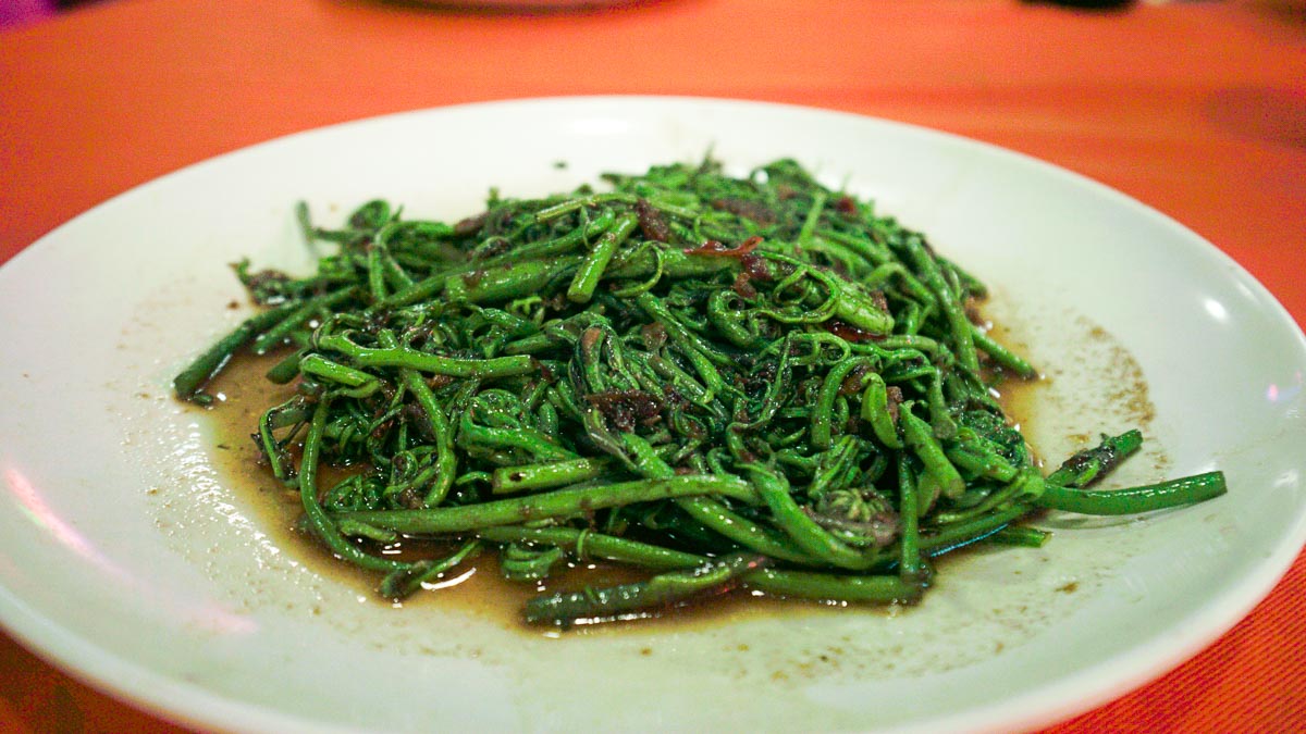 Midin Fern - Things to eat in Kuching 