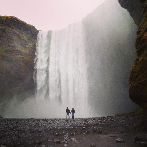 Peter & Amber in Skogafoss Iceland - Interview with Peter & Amber