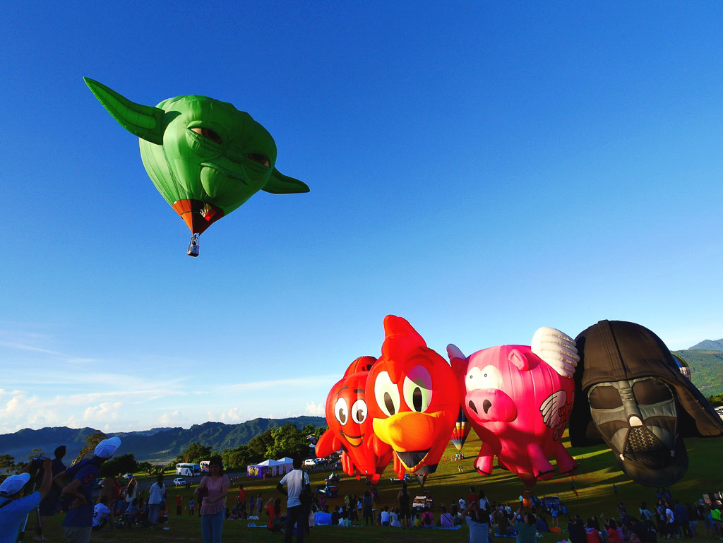 Taitung Luye Hot Air Balloons - 10 Trips for Digital Detox-