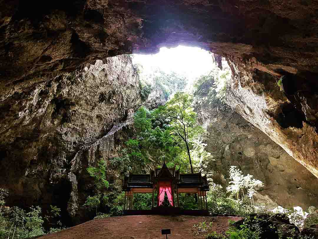 Phraya Nakhon Cave Hua Hin - Long Weekend Guide 2018