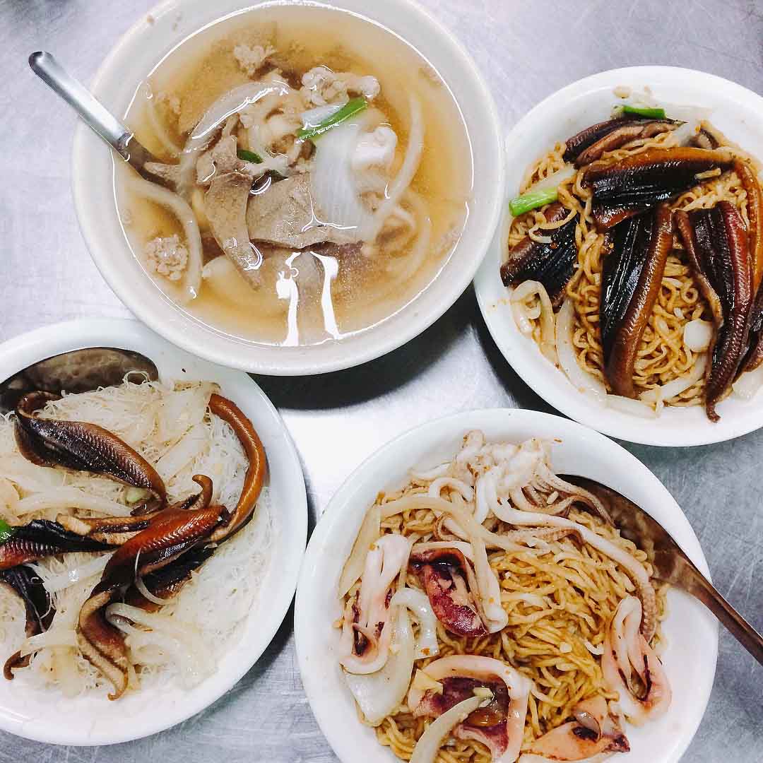 Glasses Eel Noodles Tainan - Taiwan Food Guide THSR