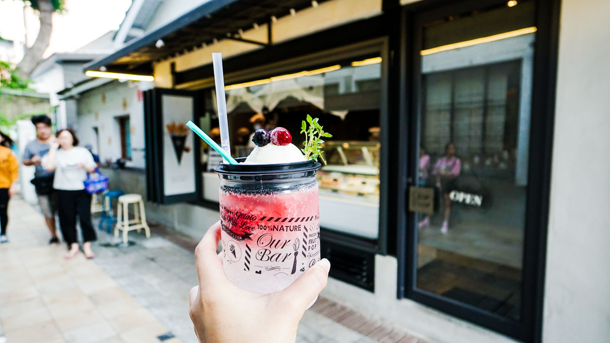 Ice Cream Smoothie from Our Bar Tainan - THSR Taiwan Itinerary