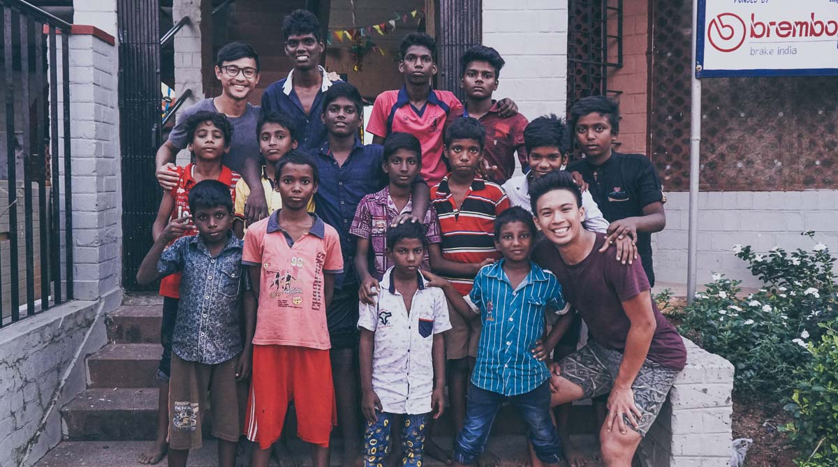 With the boys at Jeeva Joythi - Singaporean Travelling in India