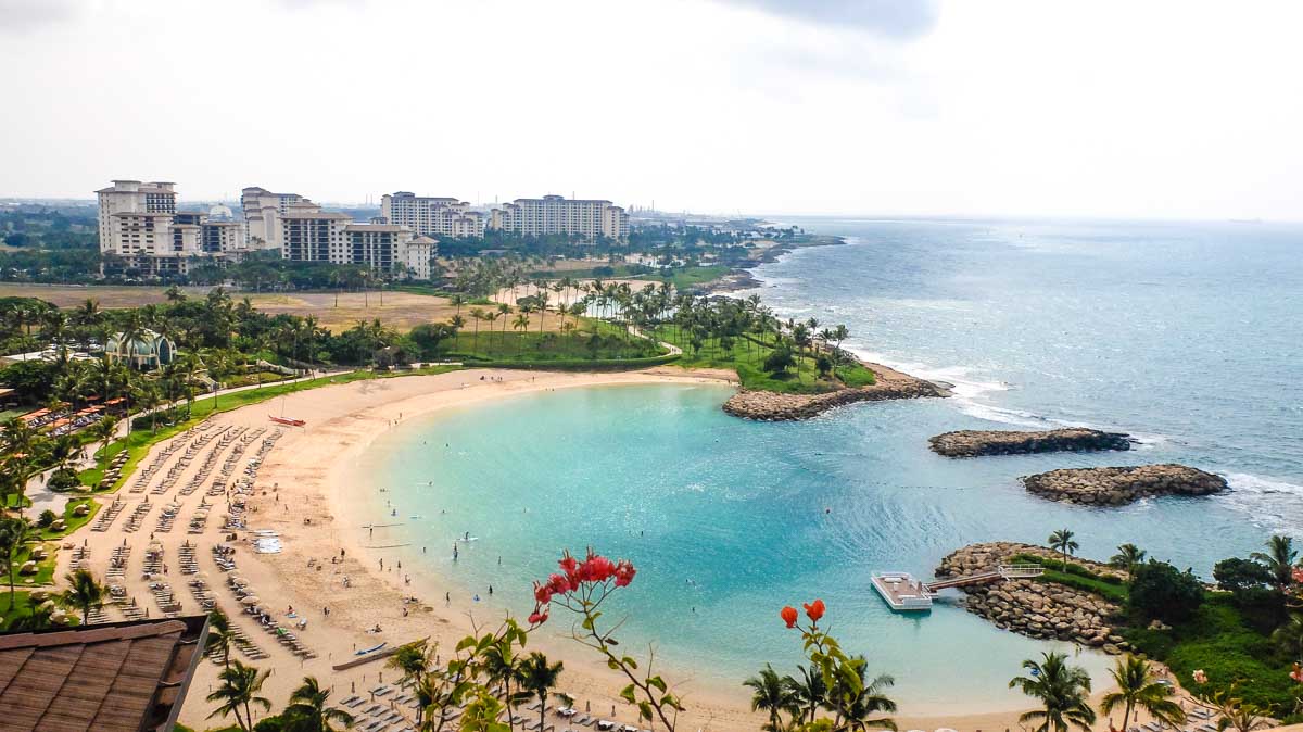 Beach of Four Seasons Resort - VISIT HAWAII