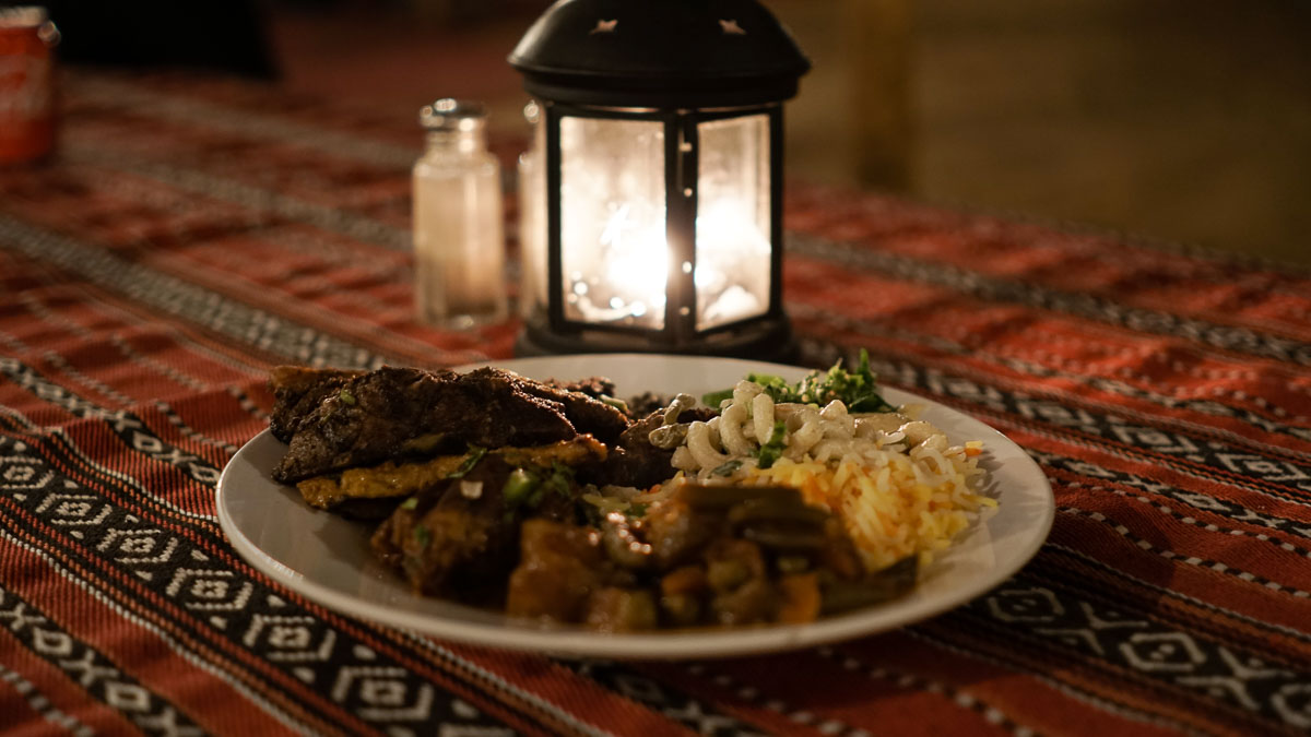 Dinner plate at the Bedouin campsite - Dubai itinerary