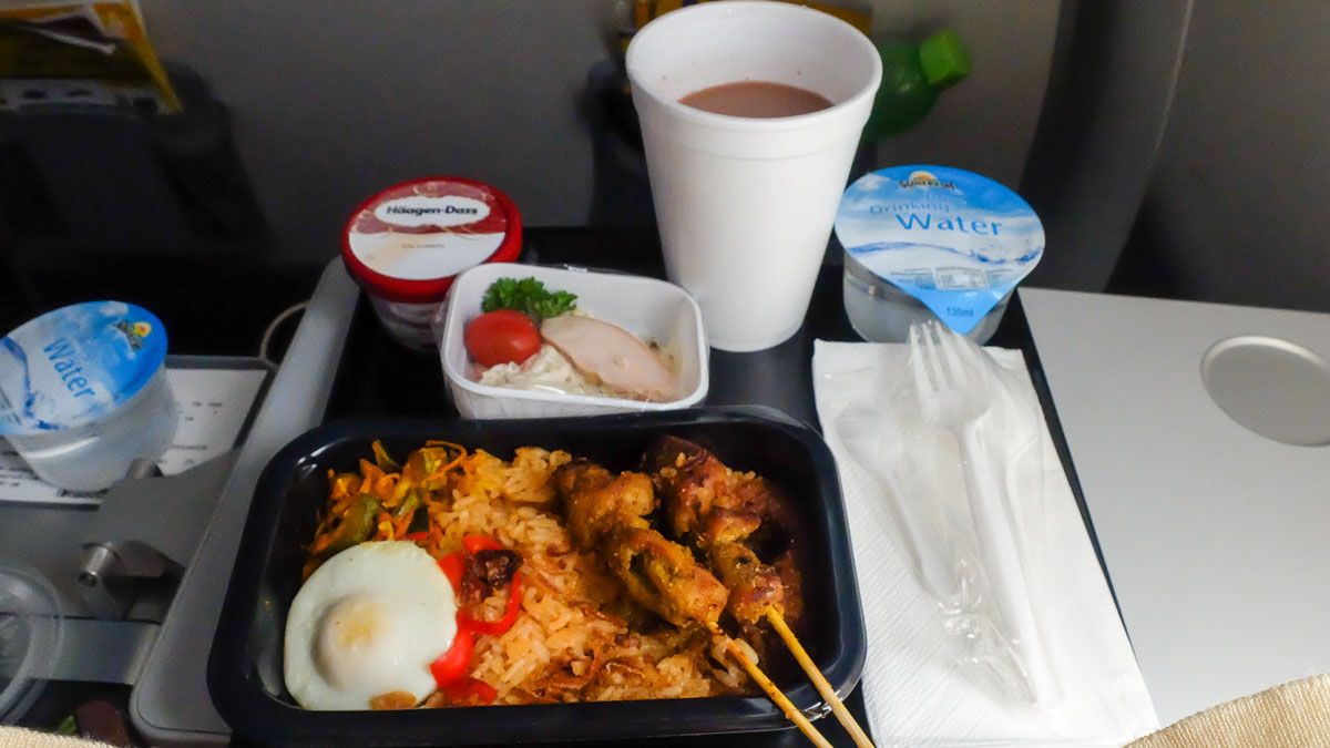 Scoot meal Nasi Goreng with Chicken Satay - VISIT HAWAII