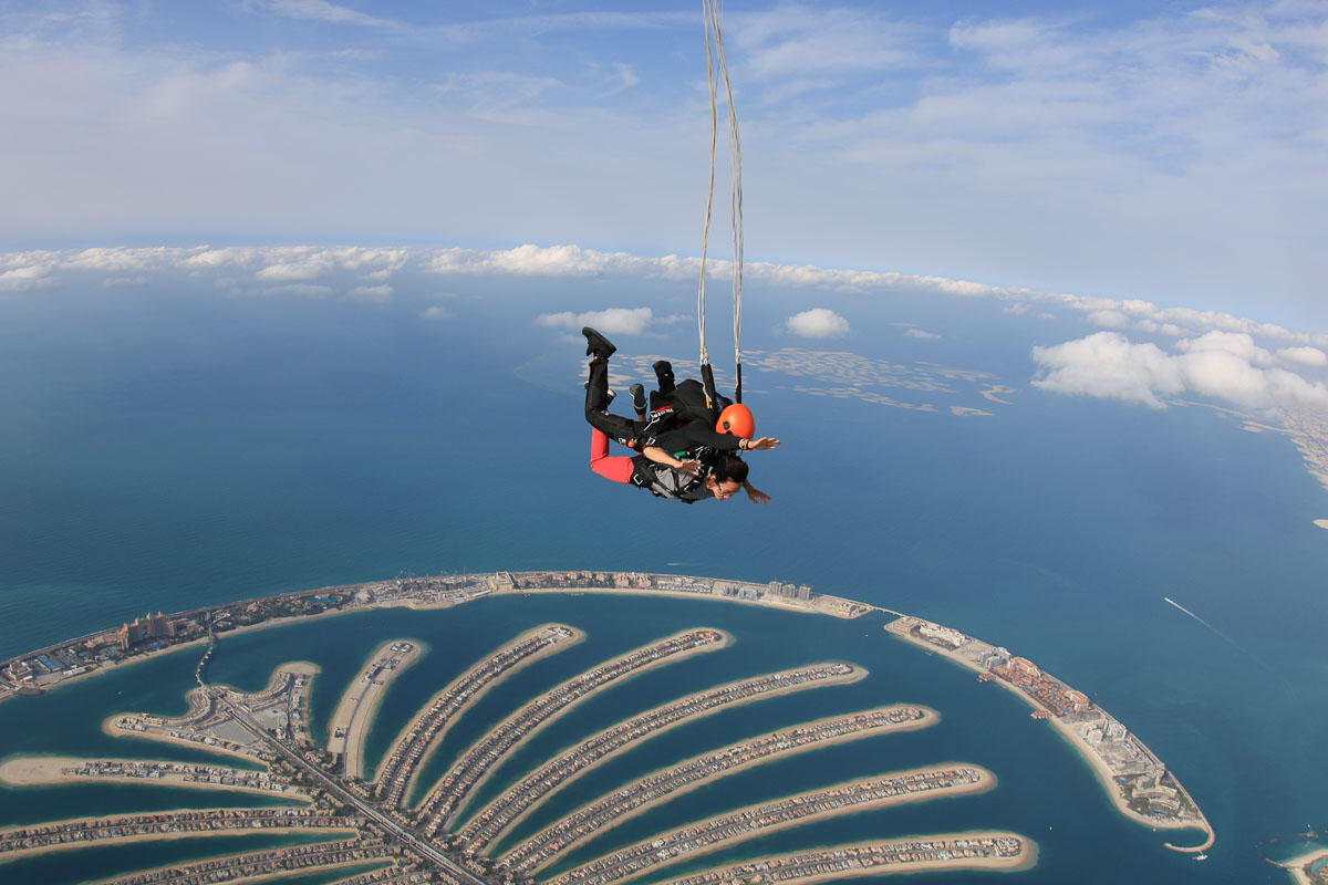Skydiving over the Jumeirah Palms - Dubai itinerary