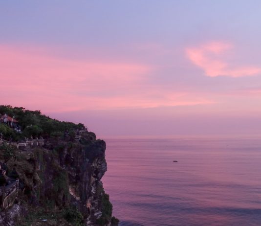 FEATURED IMAGE - Nusa Dua and Uluwatu Guide