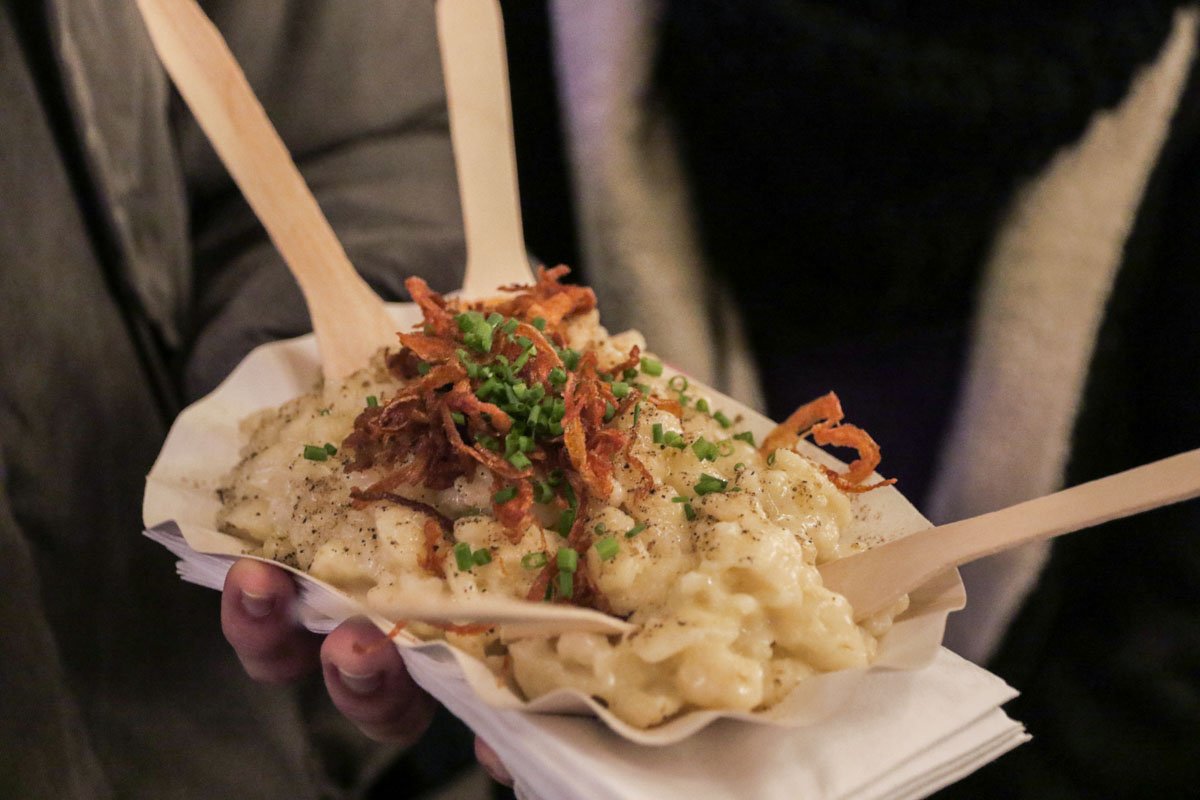 Mac and Cheese at Markthalle Neun - Budget Berlin Travel Guide