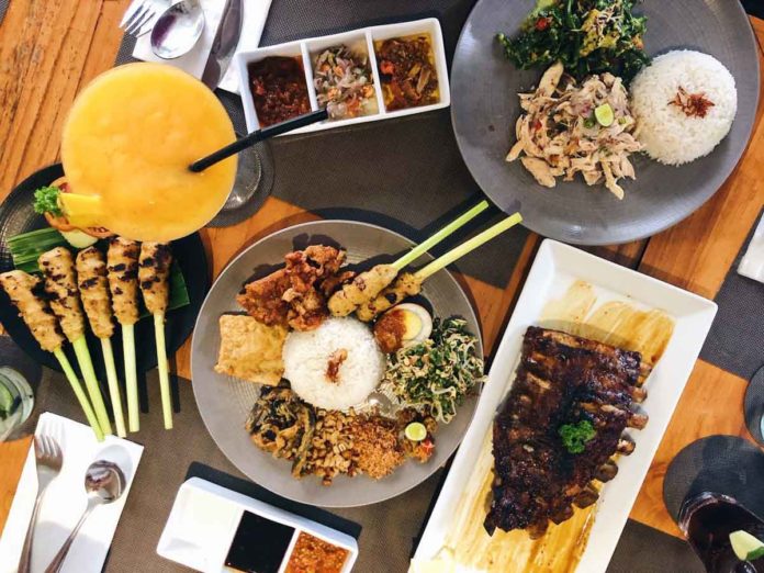 The Ultimate Bali Food Guide: 21 Things To Eat in Seminyak, Ubud and