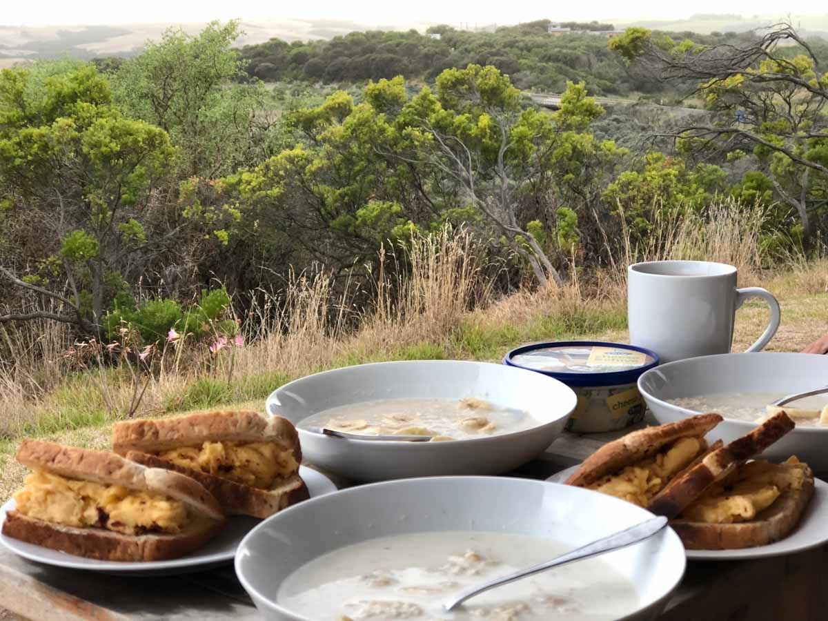 breakfast - pebble point - melbourne road trip